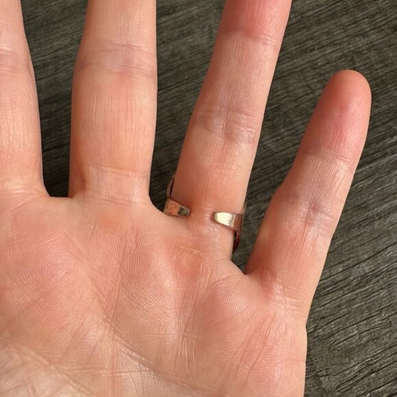 Y2K Boho Rose Gold-Tone Adjustable Statement Ring – Cutout Wide Band - Picture 4 of 16